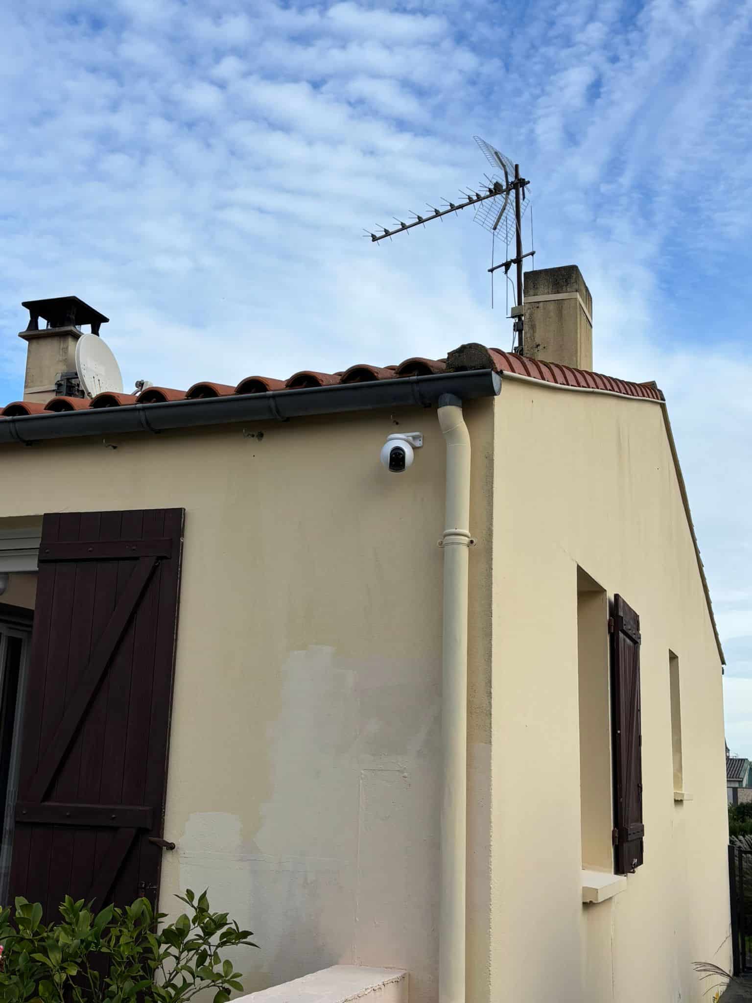 photo d'une caméra de vidéosurveillance installée à St Hilaire de Loulay