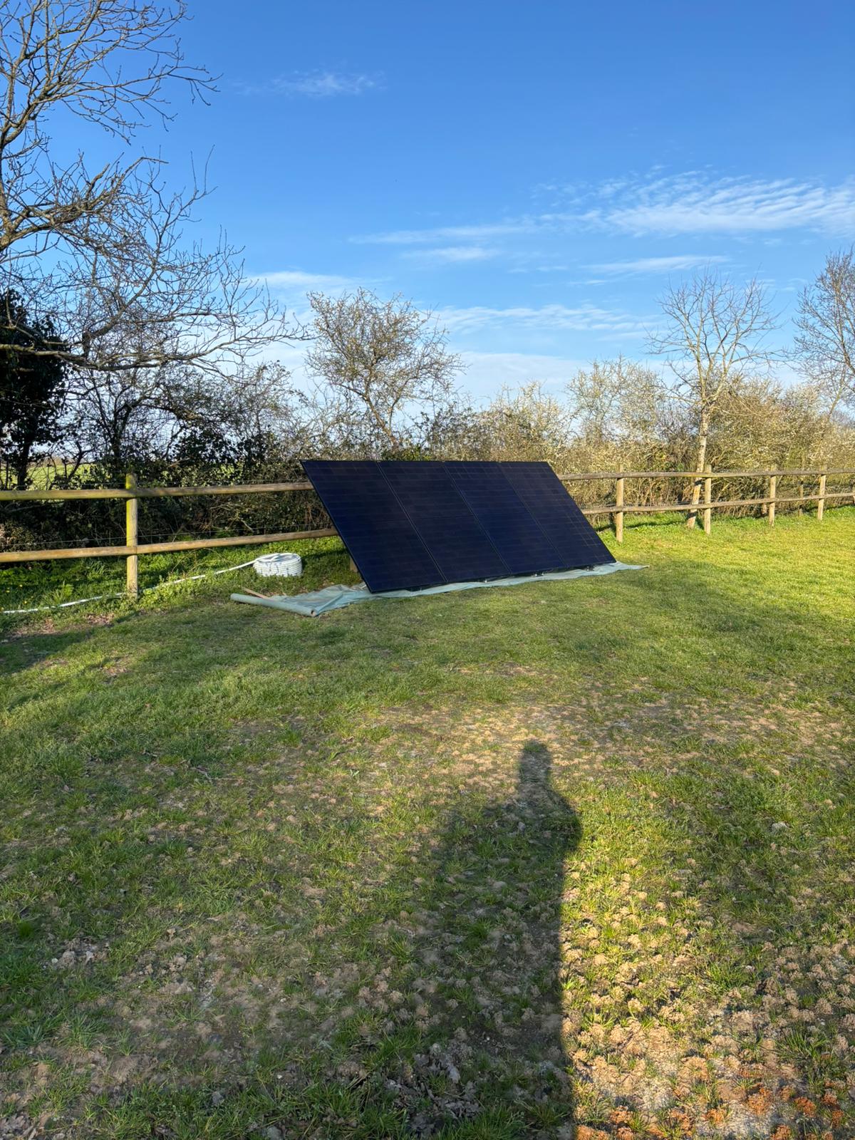 photo de panneaux photovoltaiques installés à Montaigu