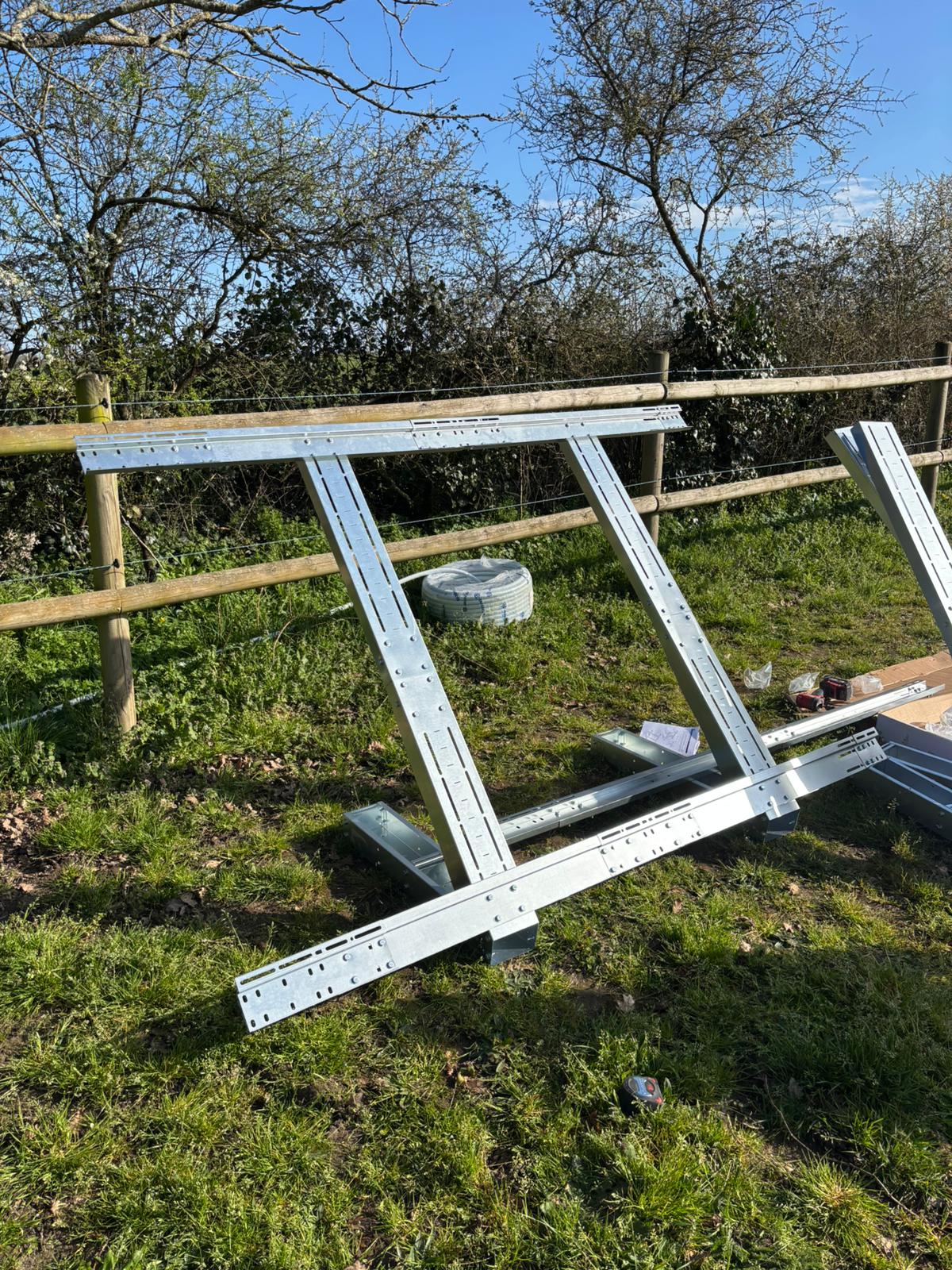 photo de panneaux photovoltaiques installés à Montaigu